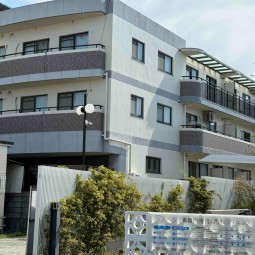 大阪府豊中市　ヴィラマロンヒルズ様　外壁改修工事・防水工事のイメージ